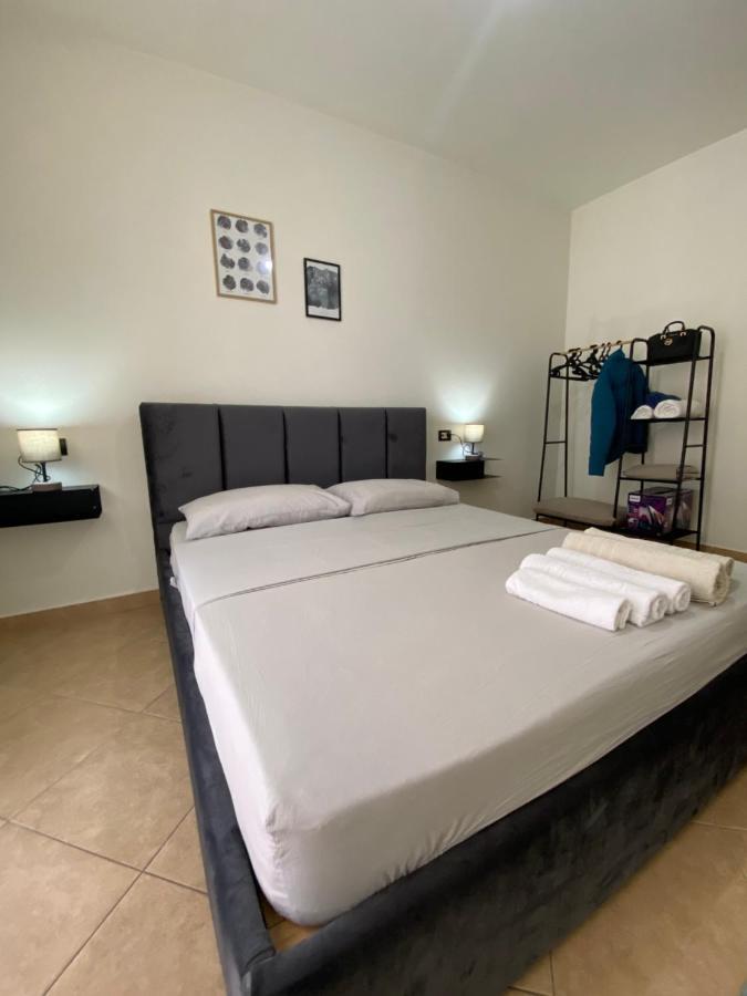 Seaside Apartment Durrës Esterno foto